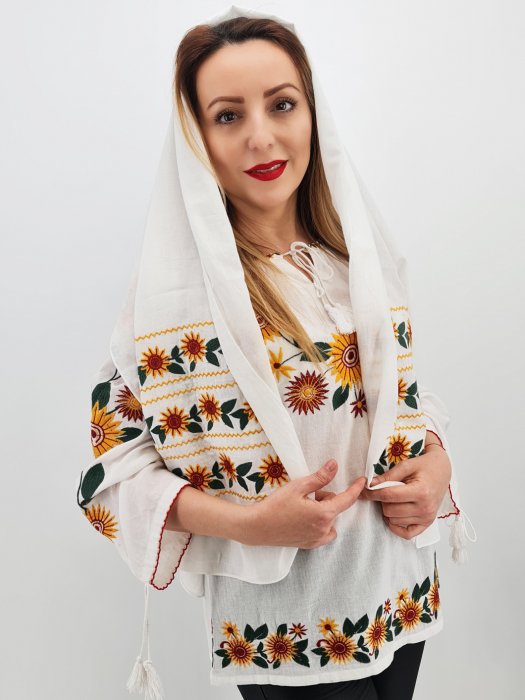 Marama Traditionala cu broderie - Floarea Soarelui 2 Marama Traditionala cu broderie Floarea Soarelui 2