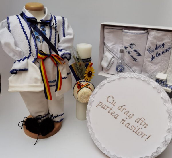 Set Botez Traditional Raul 17 4 piese costumas trusou lumanare si cufar