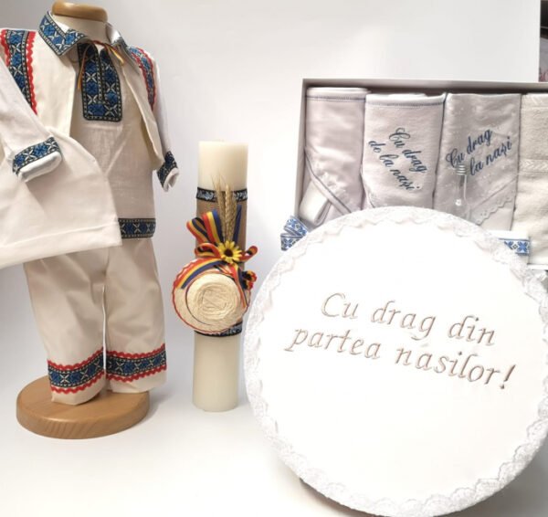 Set Traditional Botez Baiat Costumas Trusou Cutie Lumanare 3