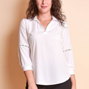 Bluza alba cu dantela pe maneca