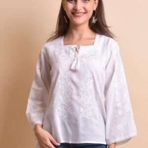Bluza alba cu motiv floral alb Alexia