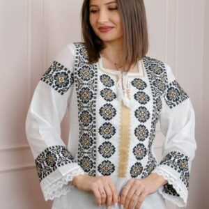 Bluza alba cu motiv geometric negru Simina