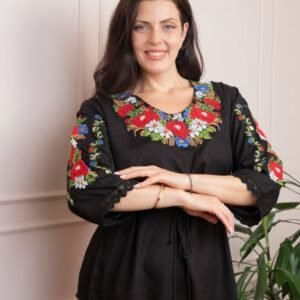 Bluza neagra cu broderie florala multicolora Dorina