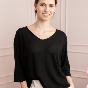 Bluza neagra cu maneci liliac
