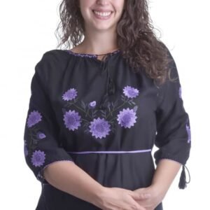 Bluza neagra cu motiv floral mov Giulia 01