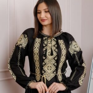 Bluza neagra cu motiv geometric auriu Marlena 04