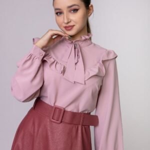 Bluza roz eleganta cu volane si fundita