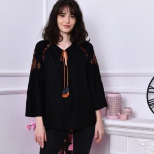 Bluza stilizata traditional cu broderie si ciucuri Clarita