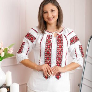 Bluza tip ie alba cu motiv floral rosu Mara