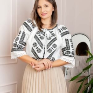 Bluza tip ie alba cu motiv geometric negru Doroteea