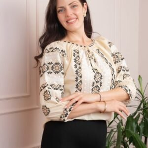 Bluza tip ie crem cu motiv geometric negru Brigita 01