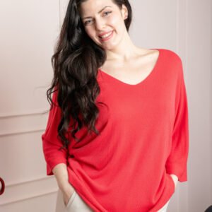 Bluza tricotata rosie cu maneci liliac
