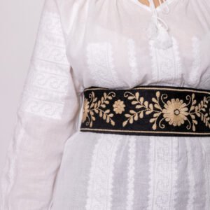 Brau traditional negru cu motiv floral auriu Eleonora