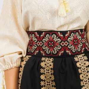 Brau traditional negru cu motiv floral crem Ecaterina