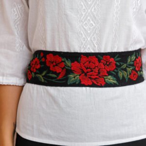 Brau traditional negru cu motiv floral rosu Marina