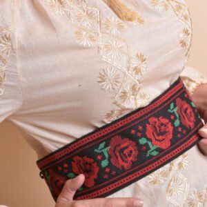 Brau traditional negru cu motiv floral rosu Rodica