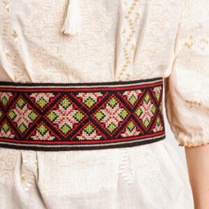 Brau traditional negru cu motiv geometric multicolor Zamfira 01