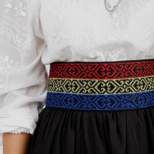 Brau traditional negru cu motiv geometric tricolor Romanita