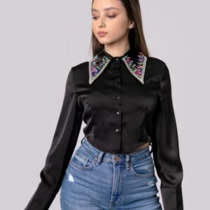 Camasa neagra cu guler stilizat cu pietre si perle
