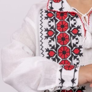 Camasa traditionala de baieti alba cu motiv geometric rosu Matias