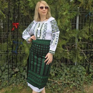 Catrinta si brau traditionala Afrodita