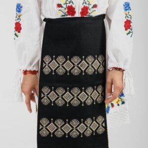 Catrinta traditionala neagra pentru fetite cu broderie geometrica crem Flavia