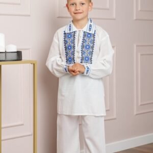 Compleu traditional alb pentru baieti cu motiv floral albastru Mugur