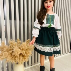 Compleu traditional fetite Natalia 9