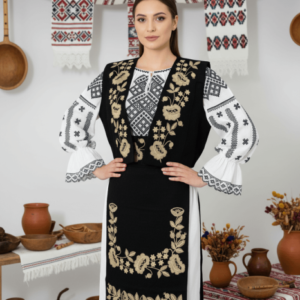 Costum Popular cu broderie traditionala Sidonia 5