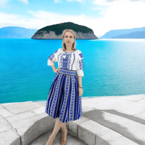 Costum Traditional Dama - Rodica 3