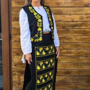 Costum Traditional Vesta si Fote Flori