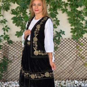 Costum catifea Vesta si Fusta 3