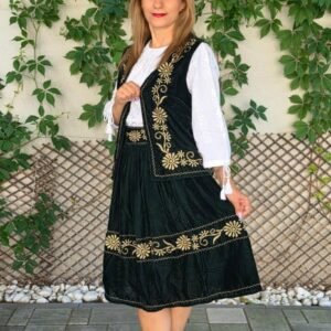 Costum catifea Vesta si Fusta 4