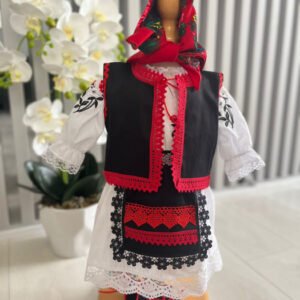 Costum national fetite Mira 6