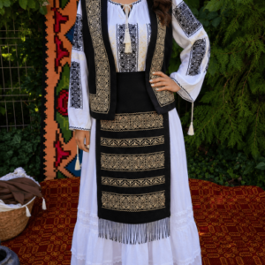 Costum popular  Complet nr 100