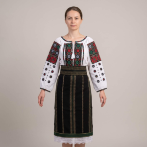 Costum popular format din catrinta , brau si ie - Cleopatra