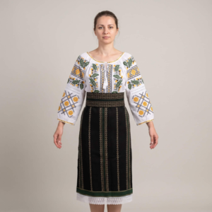 Costum popular format din catrinta , brau si ie - Gheorghita 4