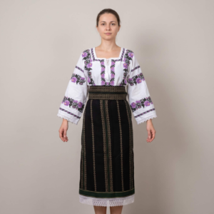 Costum popular format din catrinta , brau si ie - Marta