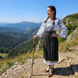 Costum popular format din catrinta , brau si ie - Venus 5