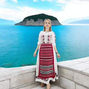Costum traditional dama Mioara