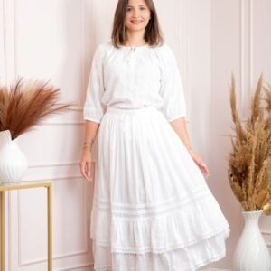 Fusta traditionala alba - poale lungi 02