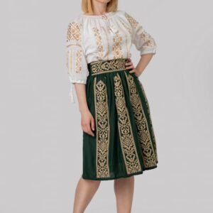 Fusta traditionala verde cu broderie geometrica crem Lacramioara