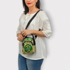 Geanta brodata traditional 10