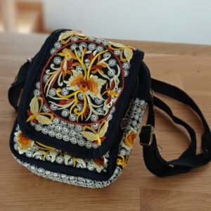 Geanta brodata traditional 14