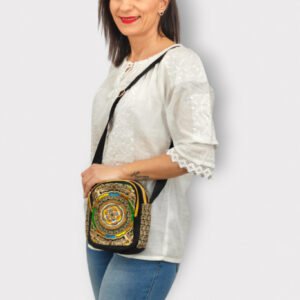 Geanta brodata traditional