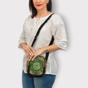 Geanta brodata traditional 5