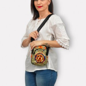 Geanta brodata traditional 7
