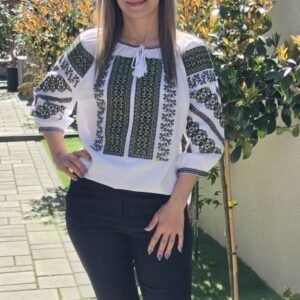 Ie Traditionala Adnana