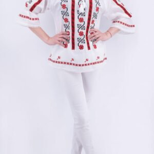 Ie Traditionala Liliana 3