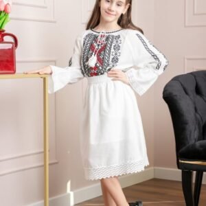 Ie traditional alba pentru fetite cu motiv floral rosu Ava